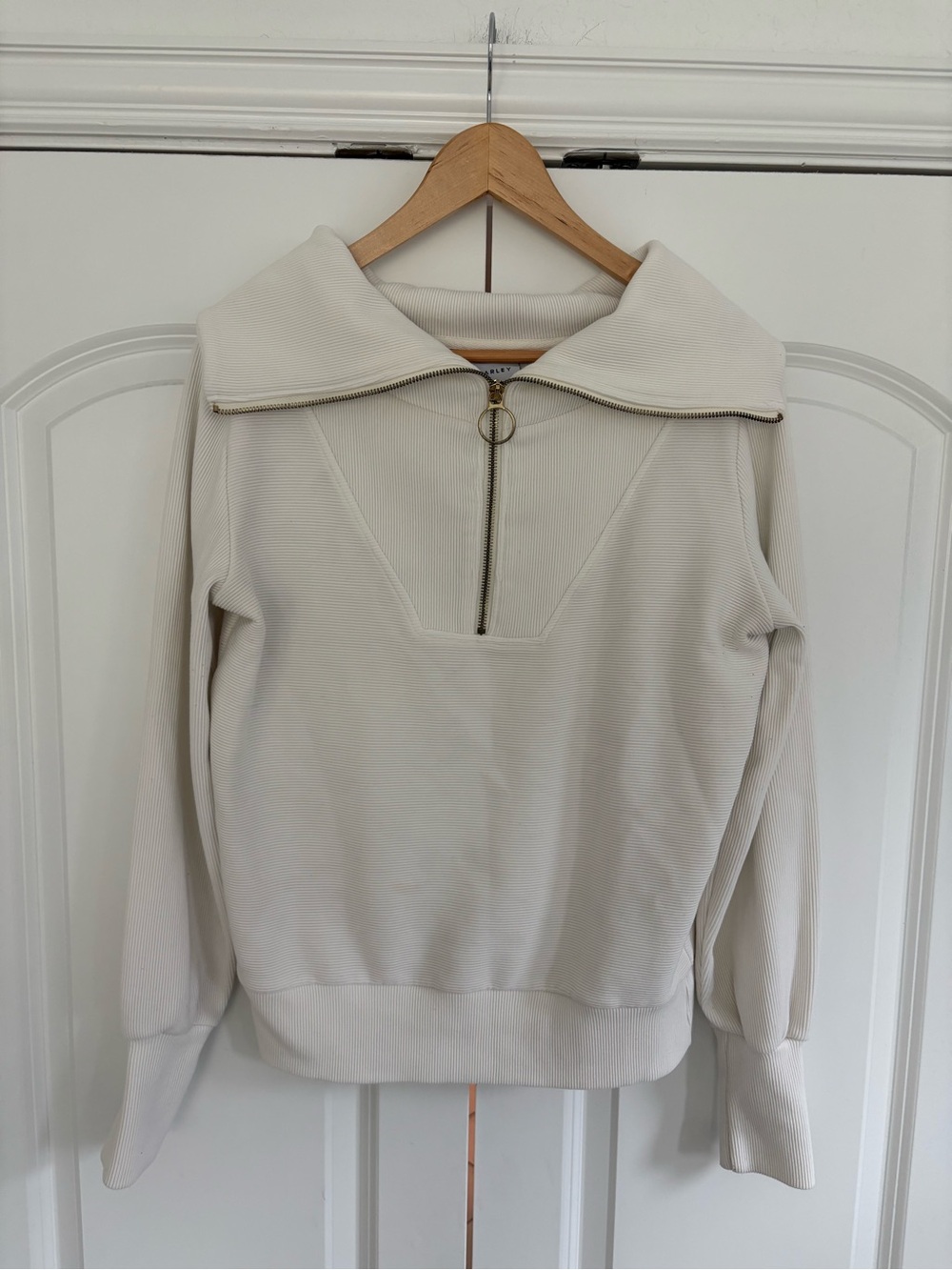 Varley women’s white pullover